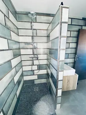 Salle de bains dans l'établissement T2 Loft entre mer et montagne