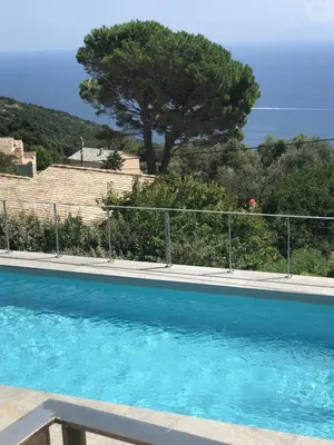 Piscine de l'établissement Appart T2 ou située à proximité