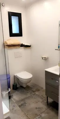 Salle de bains dans l'établissement Maison au centre d'un village typique