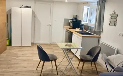 Cuisine ou kitchenette dans l'établissement Studio Zen