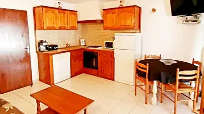 Cuisine ou kitchenette dans l'établissement Gite Libecciu