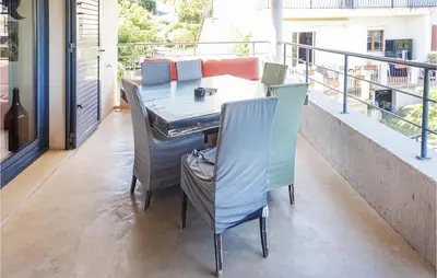 Balcon ou terrasse dans l'établissement 3 Bedroom Awesome Home In Calenzana