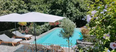 Piscine de l'établissement U Vechju Mulinu ou située à proximité