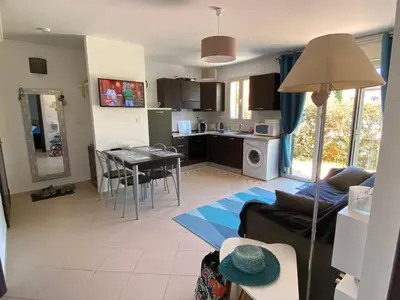 Cuisine ou kitchenette dans l'établissement Appartement Dolce Farniente Corse Lozari