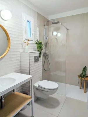 Salle de bains dans l'établissement Hôtel Flor