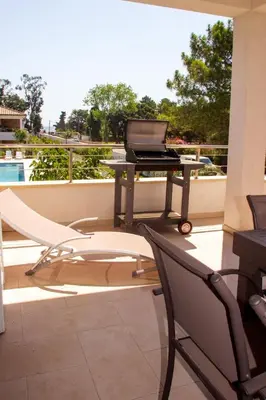 Balcon ou terrasse dans l'établissement Apartment A Suara Linda-1 by Interhome