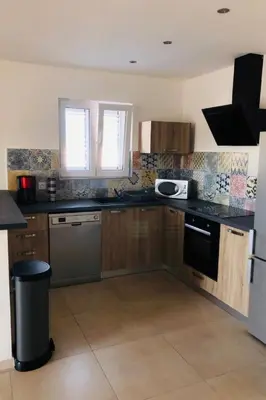 Cuisine ou kitchenette dans l'établissement Apartment A Suara Linda-1 by Interhome