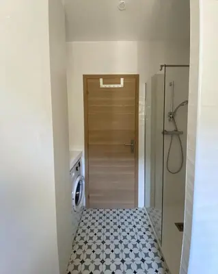 Salle de bains dans l'établissement Résidence Casarella Lama
