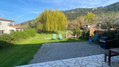 Vue générale sur la montagne ou vue sur la montagne depuis la maison de vacances