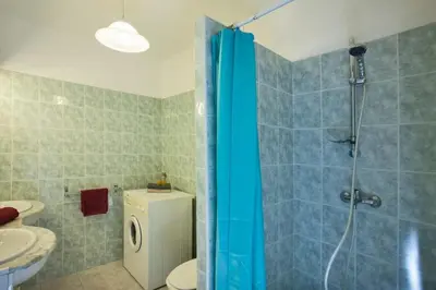 Salle de bains dans l'établissement Domaine Bollaccia - Casa Ostriconi
