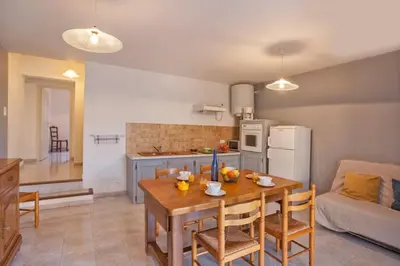 Cuisine ou kitchenette dans l'établissement Domaine Bollaccia - Casa Bodri