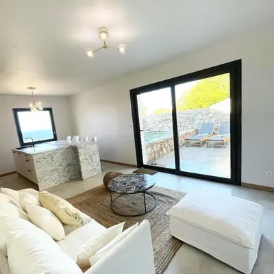 Coin salon dans l'établissement Casaceccu suite Vespa