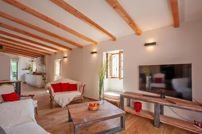 Télévision ou salle de divertissement dans l'établissement Maison de Charme-A STALLA- Entre Mer et Montagne