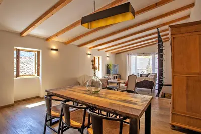 Coin salon dans l'établissement Maison de Charme-A STALLA- Entre Mer et Montagne