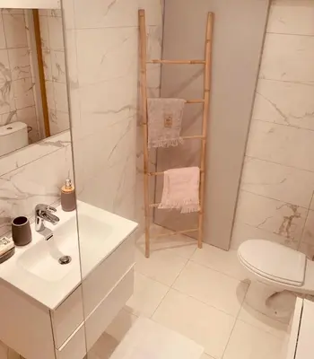 Salle de bains dans l'établissement APPARTEMENT LES COLLINES