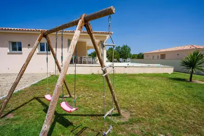 Aire de jeux pour enfants de l'établissement Villa Clara piscine chauffée