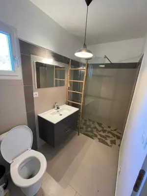 Salle de bains dans l'établissement Casa Prunelli 2