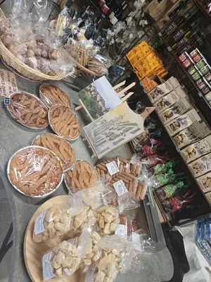 Nourriture dans l'appartement ou à proximité