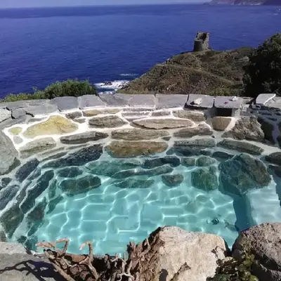 Logement de charme avec piscine privative