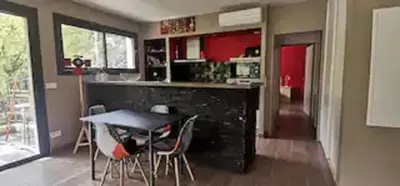 Cuisine ou kitchenette dans l'établissement Casa San-Ghjuvà