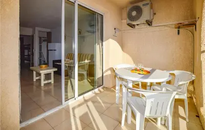 Plan de l'établissement 1 Bedroom Amazing Apartment In Prunete