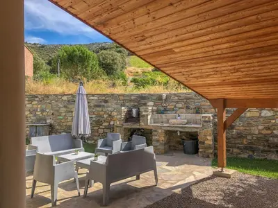 Terrasse ou espace extérieur de l'établissement De la Plaine 8 pers