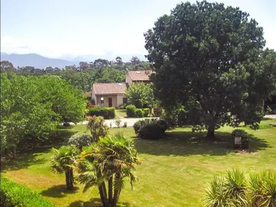 Jardin de l'établissement Marina Corsa Res 4 rooms apartment 2 bathrooms 150 m from the sea Ghisonaccia