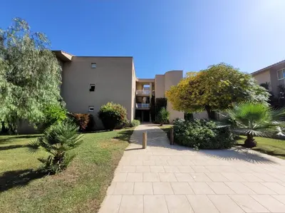 Jardin de l'établissement Appartement T2 Bord de Mer - Maria Beach