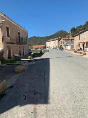 Vue générale sur la montagne ou vue sur la montagne depuis la maison de vacances