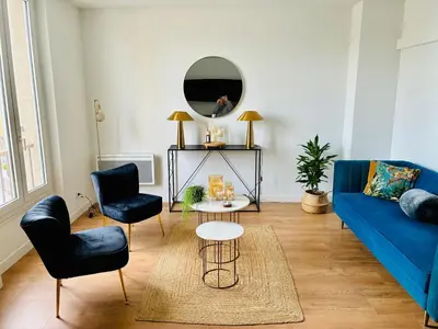 Coin salon dans l'établissement Sognu di Matteu - Bel appartement entièrement climatisé - vue mer, vieux port Bastia