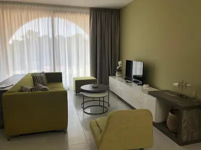 Plan de l'établissement Appartement E RONDINELLE 6