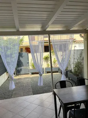 Balcon ou terrasse dans l'établissement Mini villa chaleureuse avec vue mer imprenable