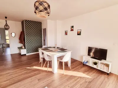Coin salon dans l'établissement Bel appartement centre ville 3 chambres