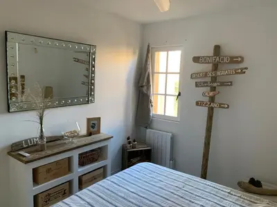 Un ou plusieurs lits dans un hébergement de l'établissement Bel appartement idéalement situé en Haute Corse