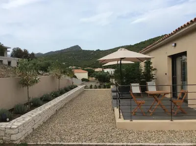 Vue générale sur la montagne ou vue sur la montagne depuis l'appartement