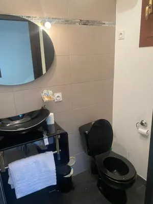 Salle de bains dans l'établissement CHAMBRES D'HOTES CENTRE CORSE