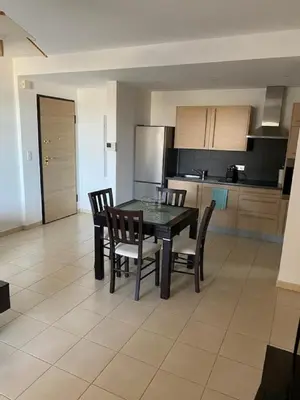 Cuisine ou kitchenette dans l'établissement Superbe appartement avec parking privé, proche commerces et mer