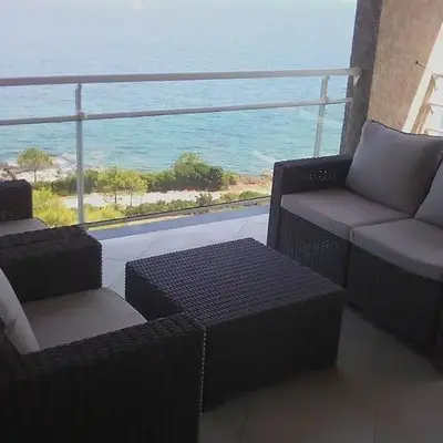 Appartement F3(70m²) vue sur la mer
