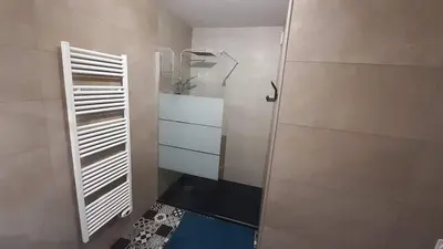 Salle de bains dans l'établissement Résidence Les Marines de Moriani pieds dans l'eau duplex avec terrasses vue mer, 4-8 pers