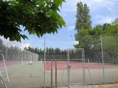 Tennis ou squash au sein de l'appartement ou à proximité