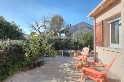 Jardin de l'établissement Kazamasavani - Belle maison proche mer