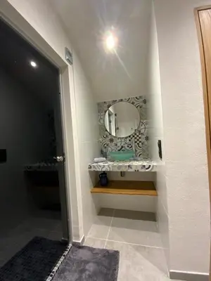 Salle de bains dans l'établissement Superbe maison dans village au coeur de la Corse A casa Suttana
