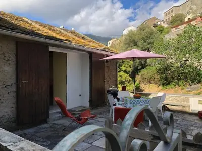 Vue générale sur la montagne ou vue sur la montagne depuis l'appartement