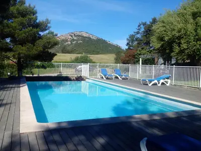 Piscine de l'établissement Domaine Les 4 Vents ou située à proximité