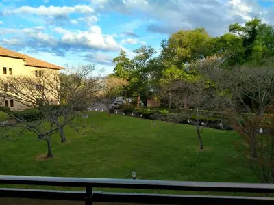 Jardin de l'établissement MORIANI STUDIO CABINE CLIMATISE 4 à 5 pers