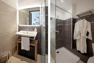 Salle de bains dans l'établissement Playa Marina