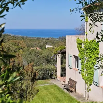 Domaine Punta della Guardia villa vue mer dans nature protégée