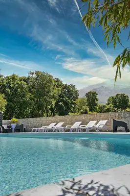 Piscine de l'établissement CASA di u cuginu ou située à proximité