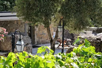Jardin de l'établissement Hôtel Domaine A Flatta