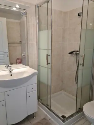 Salle de bains dans l'établissement Maria stella